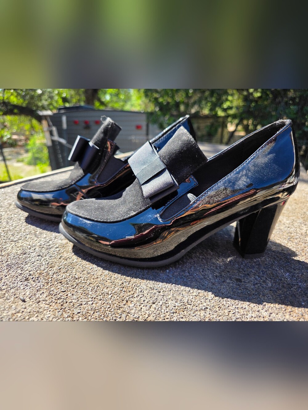 MiLanolce Black Patent Bow-Accent Women's Loafers